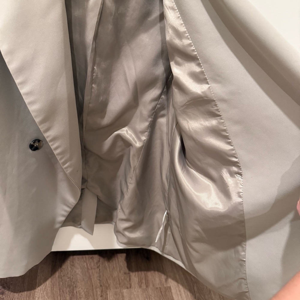 Bianca Double-Breasted Blazer - Picture 9 of 13